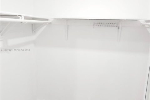 House in Tamarac, Florida 3 bedrooms, 105.63 sq.m. № 2044408 - photo 13