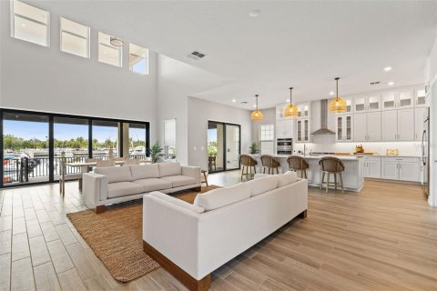 House in Ruskin, Florida 4 bedrooms, 326.74 sq.m. № 1884801 - photo 12