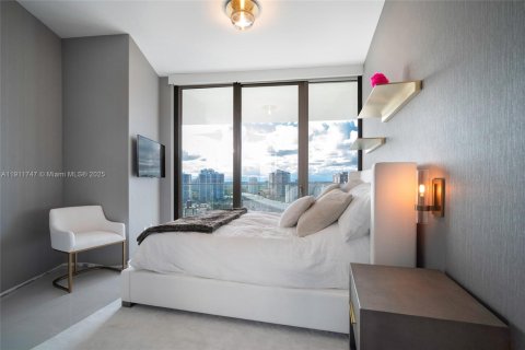 Condo in Sunny Isles Beach, Florida, 2 bedrooms № 2082292 - photo 12