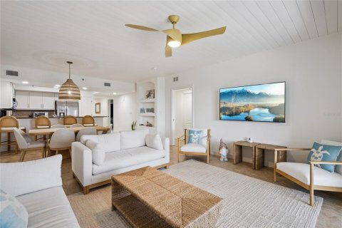 Condominio en venta en New Smyrna Beach, Florida, 3 dormitorios, 187.66 m2 № 2345710 - foto 6
