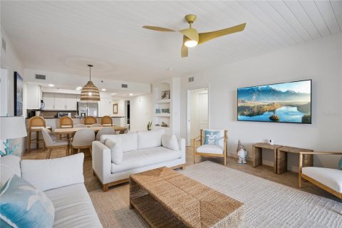 Condominio en venta en New Smyrna Beach, Florida, 3 dormitorios, 187.66 m2 № 2345710 - foto 11