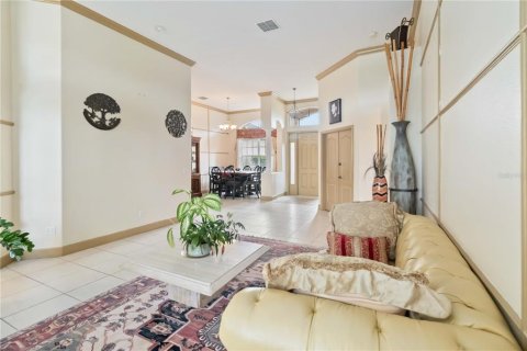 House in Oviedo, Florida 4 bedrooms, 285.3 sq.m. № 1908978 - photo 5
