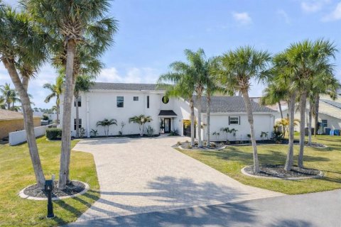 Casa en venta en New Smyrna Beach, Florida, 3 dormitorios, 283.72 m2 № 2157061 - foto 6