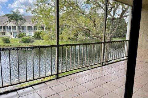 Adosado en alquiler en Plantation, Florida, 3 dormitorios, 143.53 m2 № 2029589 - foto 9