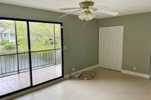 Adosado en alquiler en Plantation, Florida, 3 dormitorios, 143.53 m2 № 2029589 - foto 16