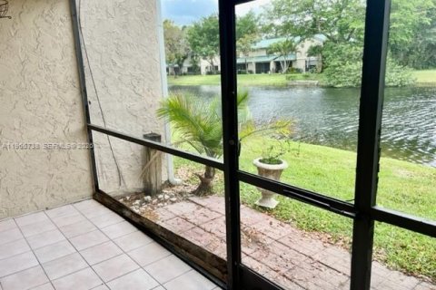 Adosado en alquiler en Plantation, Florida, 3 dormitorios, 143.53 m2 № 2029589 - foto 10