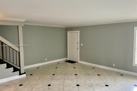 Adosado en alquiler en Plantation, Florida, 3 dormitorios, 143.53 m2 № 2029589 - foto 15