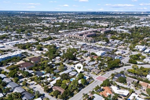 Villa ou maison à louer à Wilton Manors, Floride: 2 chambres, 83.24 m2 № 1973465 - photo 27