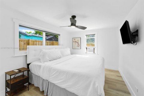 Villa ou maison à louer à Wilton Manors, Floride: 2 chambres, 83.24 m2 № 1973465 - photo 10