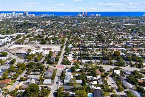 Villa ou maison à louer à Wilton Manors, Floride: 2 chambres, 83.24 m2 № 1973465 - photo 28