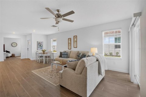 Villa ou maison à louer à New Port Richey, Floride: 2 chambres, 149.85 m2 № 2412527 - photo 20