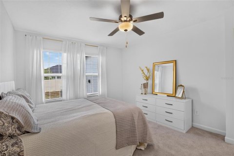 Villa ou maison à louer à New Port Richey, Floride: 2 chambres, 149.85 m2 № 2412527 - photo 28