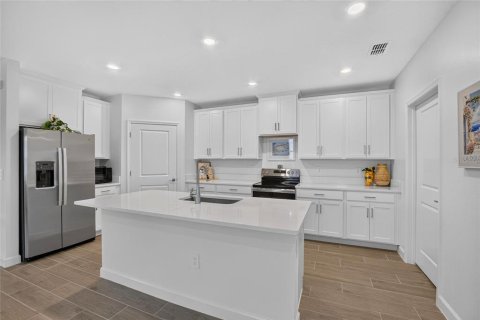 Villa ou maison à louer à New Port Richey, Floride: 2 chambres, 149.85 m2 № 2412527 - photo 13