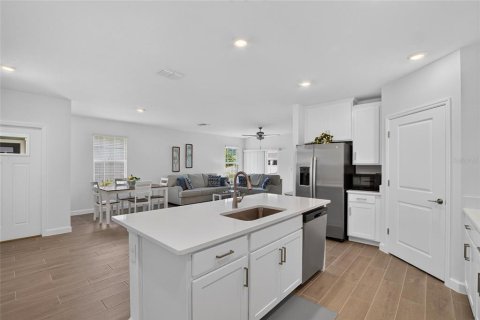 Villa ou maison à louer à New Port Richey, Floride: 2 chambres, 149.85 m2 № 2412527 - photo 16