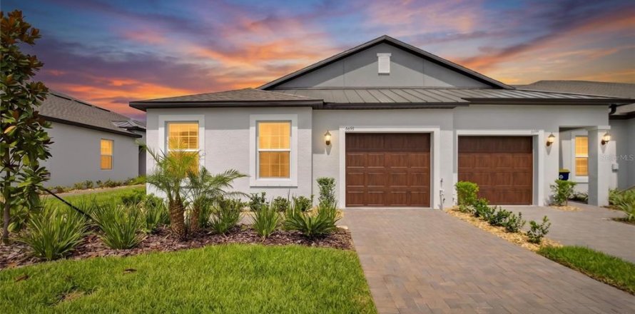 Villa ou maison à New Port Richey, Floride 2 chambres, 149.85 m2 № 2412527