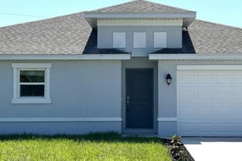 Casa en North Port, Florida 3 dormitorios, 139.73 m2 № 2104383
