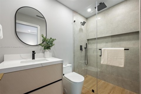 House in Palmetto Bay, Florida 4 bedrooms, 250.37 sq.m. № 1965596 - photo 20