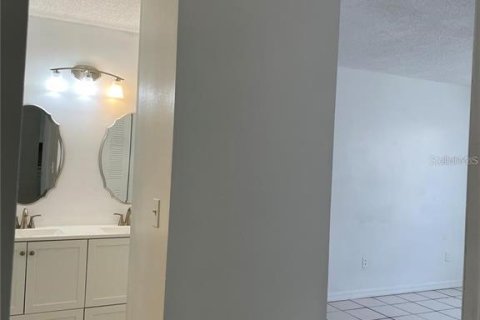 Apartamento en alquiler en Orlando, Florida, 2 dormitorios, 92.44 m2 № 1909146 - foto 9