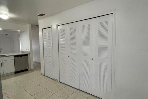 Apartamento en alquiler en Orlando, Florida, 2 dormitorios, 92.44 m2 № 1909146 - foto 6