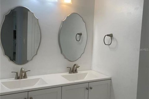 Apartamento en alquiler en Orlando, Florida, 2 dormitorios, 92.44 m2 № 1909146 - foto 11