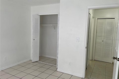 Apartamento en alquiler en Orlando, Florida, 2 dormitorios, 92.44 m2 № 1909146 - foto 13