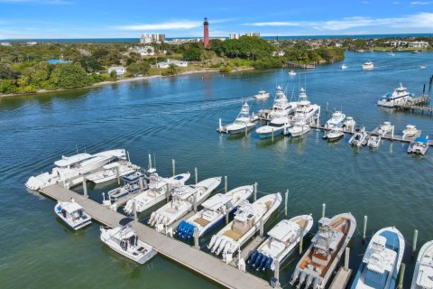 Condominio en alquiler en Juno Beach, Florida, 3 dormitorios, 141.68 m2 № 1183742 - foto 1