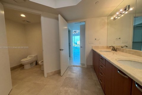 Copropriété à louer à Aventura, Floride: 2 chambres, 185.9 m2 № 1888085 - photo 15