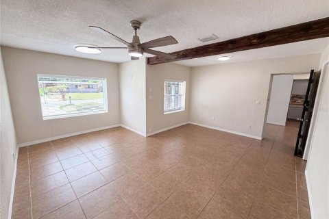 Casa en venta en Orlando, Florida, 4 dormitorios, 153.75 m2 № 2150395 - foto 11
