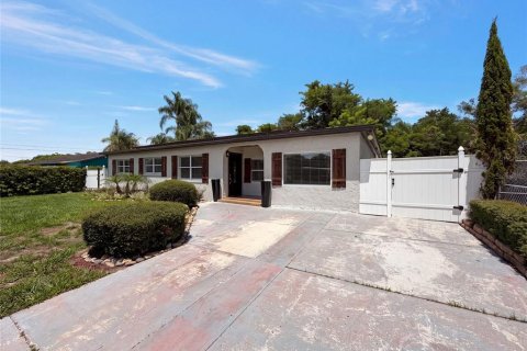 Casa en Orlando, Florida 4 dormitorios, 153.75 m2 № 2150395