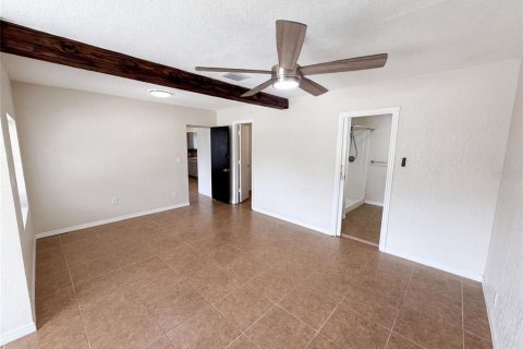 Casa en venta en Orlando, Florida, 4 dormitorios, 153.75 m2 № 2150395 - foto 4