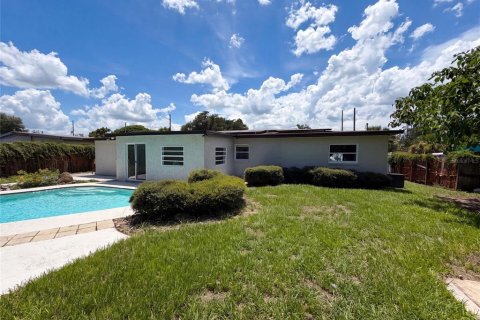 Casa en venta en Orlando, Florida, 4 dormitorios, 153.75 m2 № 2150395 - foto 26