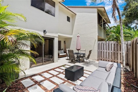 Touwnhouse à louer à Fort Lauderdale, Floride: 3 chambres, 134.89 m2 № 2191710 - photo 27