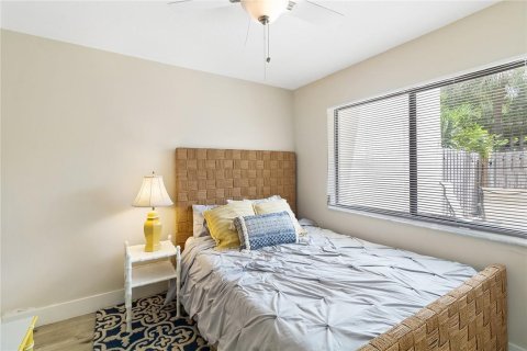 Touwnhouse à louer à Fort Lauderdale, Floride: 3 chambres, 134.89 m2 № 2191710 - photo 13