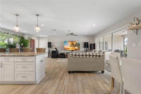 Villa ou maison à vendre à Punta Gorda, Floride: 3 chambres, 134.52 m2 № 2207428 - photo 20