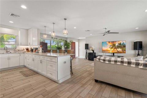 Villa ou maison à vendre à Punta Gorda, Floride: 3 chambres, 134.52 m2 № 2207428 - photo 19