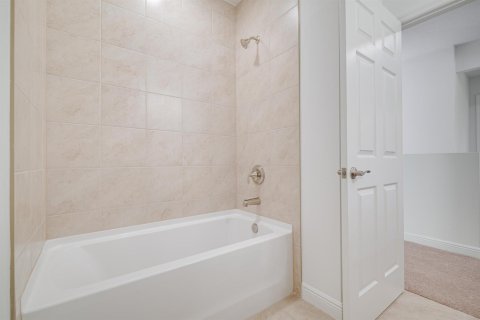 Купить виллу или дом в Палм-Бей, Флорида 5 комнат, 173.45м2, № 2082555 - фото 22