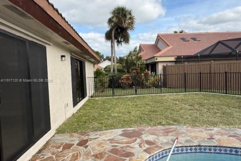 Купить виллу или дом в Плантация, Флорида 3 спальни, 171.4м2, № 1974057 - фото 11