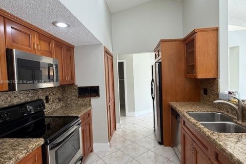 Купить виллу или дом в Плантация, Флорида 3 спальни, 171.4м2, № 1974057 - фото 14