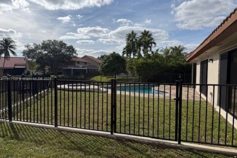 Купить виллу или дом в Плантация, Флорида 3 спальни, 171.4м2, № 1974057 - фото 10