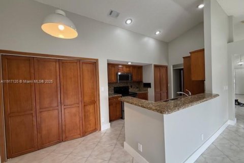 Купить виллу или дом в Плантация, Флорида 3 спальни, 171.4м2, № 1974057 - фото 19