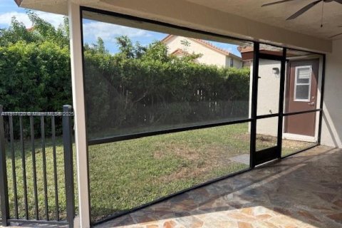 Купить виллу или дом в Плантация, Флорида 3 спальни, 171.4м2, № 1974057 - фото 5