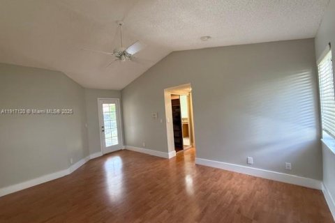 Купить виллу или дом в Плантация, Флорида 3 спальни, 171.4м2, № 1974057 - фото 23