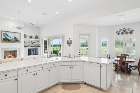 Casa en venta en Port St. Lucie, Florida, 3 dormitorios, 230.12 m2 № 2173105 - foto 19