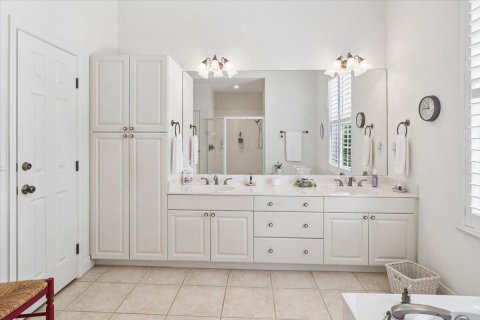 Casa en venta en Port St. Lucie, Florida, 3 dormitorios, 230.12 m2 № 2173105 - foto 27