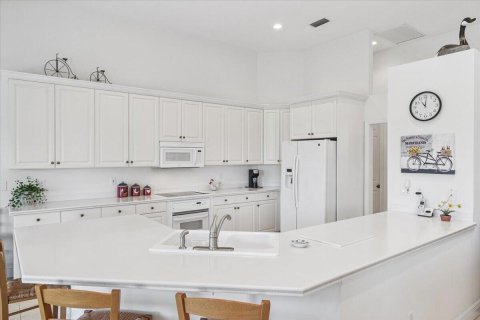 Casa en venta en Port St. Lucie, Florida, 3 dormitorios, 230.12 m2 № 2173105 - foto 17