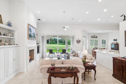Casa en venta en Port St. Lucie, Florida, 3 dormitorios, 230.12 m2 № 2173105 - foto 11