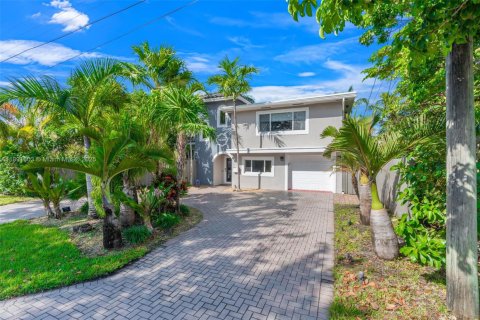 Villa ou maison à vendre à Fort Lauderdale, Floride: 3 chambres, 208.1 m2 № 1945424 - photo 2