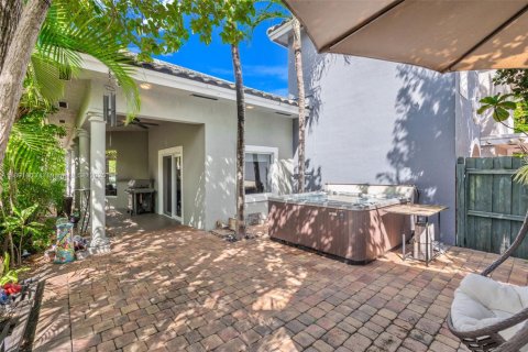 Villa ou maison à vendre à Fort Lauderdale, Floride: 3 chambres, 208.1 m2 № 1945424 - photo 10