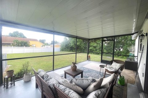 Villa ou maison à louer à Port Charlotte, Floride: 2 chambres, 84.73 m2 № 2342532 - photo 6