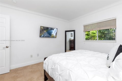 Condo in Coral Gables, Florida, 2 bedrooms  № 1967831 - photo 16